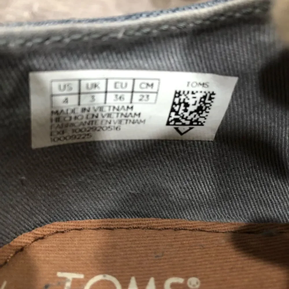 TOMS Brogue Kids Youth Boys Blue Denim Casual Oxford Dress Shoes Size‎ 4Y